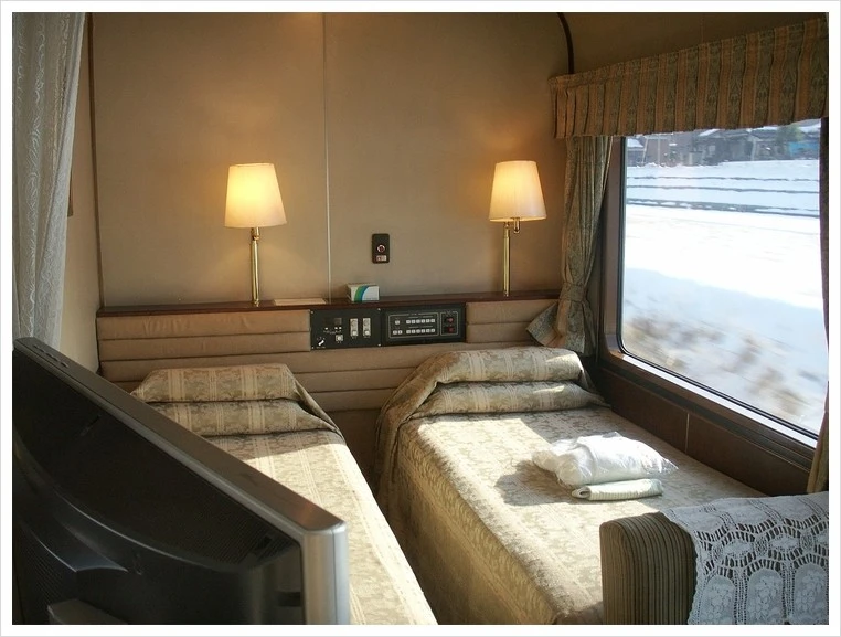 2%ED%98%B8%EC%B0%A8_%EC%8A%A4%EC%9C%84%ED%8A%B8%EB%A3%B8.jpg?type=w1