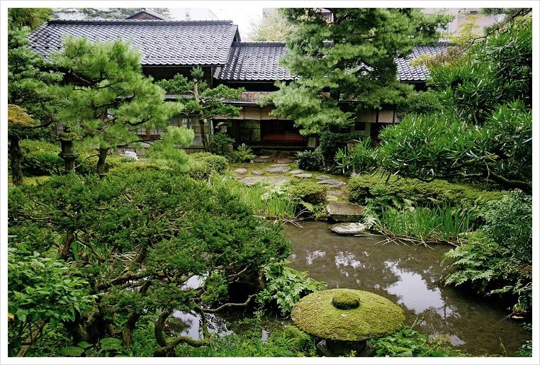 1280px-Gyokusenen_Kanazawa_Ishikawa09n3200.jpg?type=w1