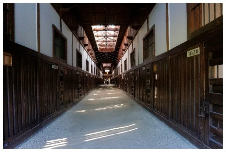 1280px-130713_Abashiri_Prison_Museum_Abashiri_Hokkaido_Japan56n.jpg?type=w2