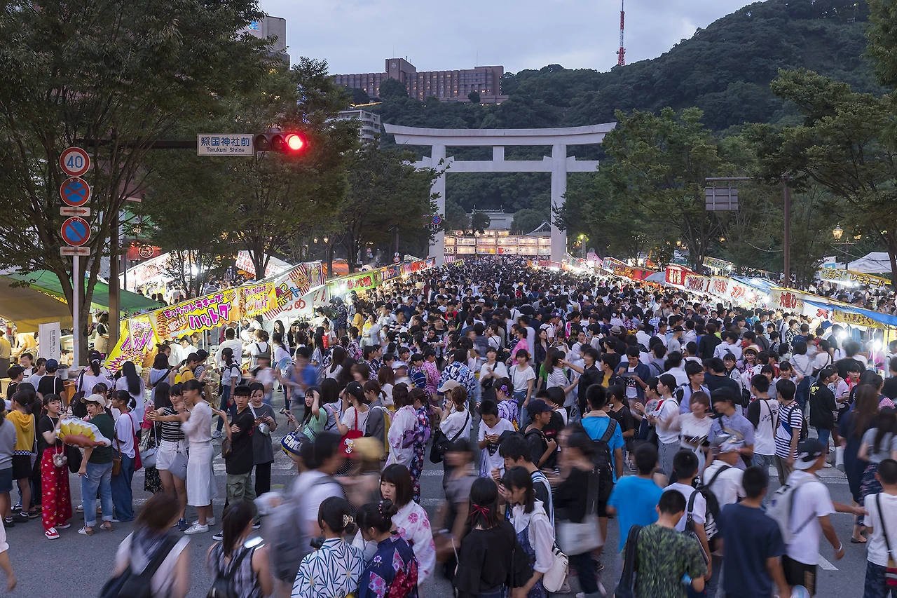 照国神社六月灯 (1).jpeg