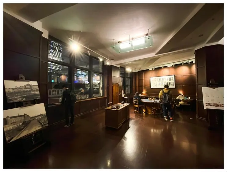 1280px-KITTE_Marunouchi_Level_4_mail_room_201912.jpg?type=w2