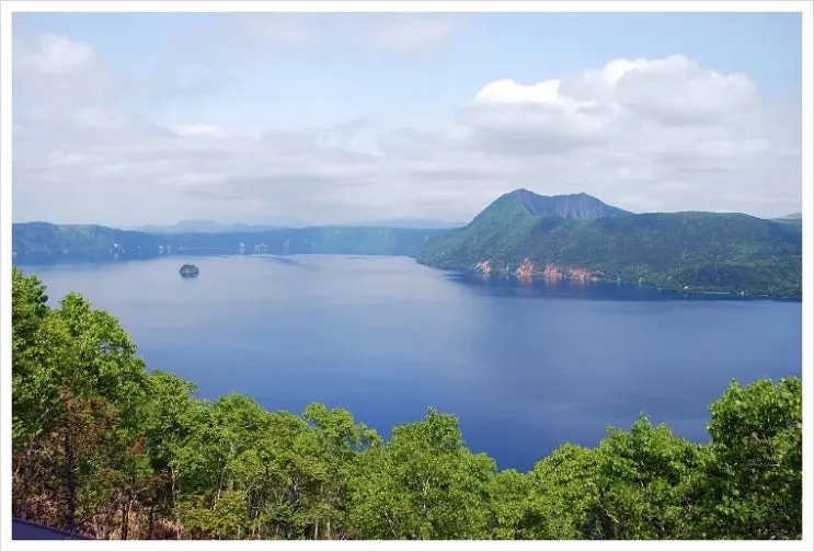 1280px-Image-2008_Lake_Masshu.jpg?type=w2