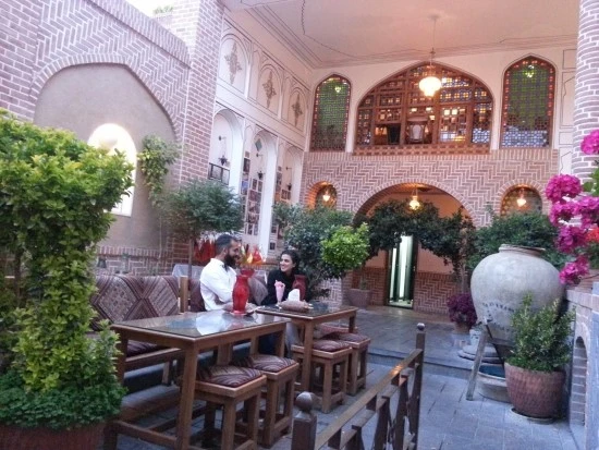 temp_1495166669303.1003691289.jpeg?type=w2