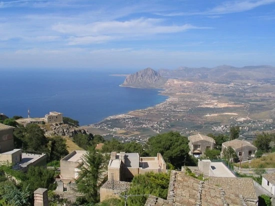 800px-Erice_Sicily_Italy_34.jpg?type=w2