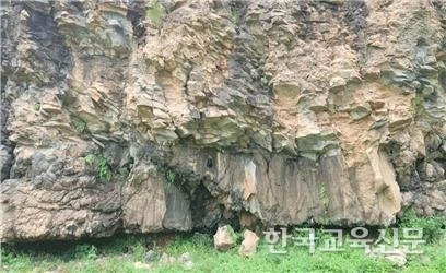 art_17358828463463_37a9a1.jpg?iqs=0.4523338366377492