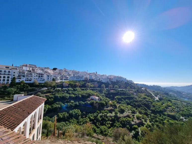 %ED%94%84%EB%A6%AC%EC%A7%88%EB%A6%AC%EC%95%84_%EC%A0%84%EA%B2%BD.jpg?type=w773