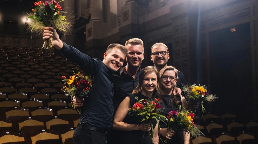 alinde-quintett-102~_v-img__16__9__xl_-d31c35f8186ebeb80b0cd843a7c267a0e0c81647.jpg?version=97dea