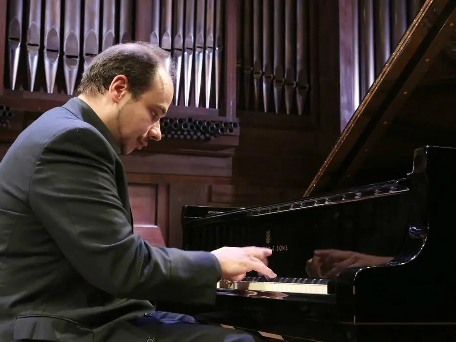 node-60904-Service%20File.jpg?itok=cxrsbzjz