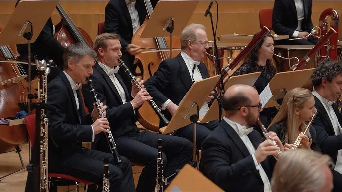 hq720.jpg?sqp=-oaymwEhCK4FEIIDSFryq4qpAxMIARUAAAAAGAElAADIQj0AgKJD&rs=AOn4CLCMHwWYXO_R28PN2GoVNrrxgQh1SQ