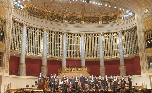 37556948_L.jpg?1701879598