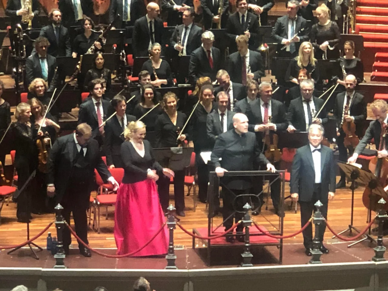 480500688_1493424048249728_8768863523603094794_n.jpg?_nc_cat=107&ccb=1-7&_nc_sid=833d8c&_nc_ohc=MDZkMsoMh_MQ7kNvwGlGh-R&_nc_oc=Adm2cfp98WIeQy_pK4AYZsahfBatlFWBsqdeR2CYGsldXjKgLdLAuBeVTZ4v4vUri0o&_nc_zt=23&_nc_ht=scontent.fvie2-1.fna&_nc_gid=nWhfau7CkH-APsTGunYflg&oh=00_AfV0ygBDsjdhAiGkFhaAr6XKZ1Kl09Y8GW7U9mg42VeOLg&oe=68A20B08