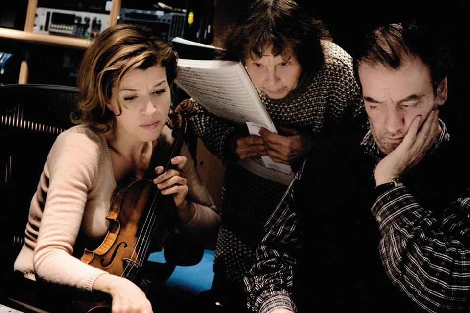 sofia-gubaidulina-mutter-gergiev-dg_0.jpg?anchor=center&mode=crop&width=960&height=640&rnd=132213288570000000