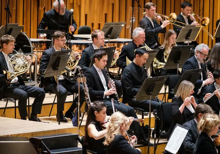 231206%20Half%20Six%20Fix%20Tchaik%206%20-%20low%20res.%20Credit_Tom%20Lovatt-22.jpg?h=dad8f1a7&itok=PmzExcWc