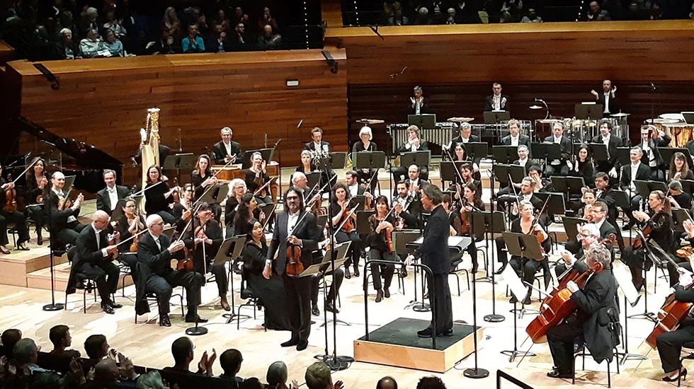 LOrchestre-Philharmonique-de-Radio-France-dirige-par-Myung-Whun-Chung-avec-Leonidas-Kavakos-au-violon-%C2%A9-DR.jpg?fit=980%2C550&ssl=1