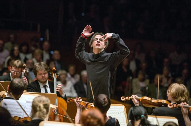 fc005a7481debddc6d2e7318f5f1a5ddd91bf68b