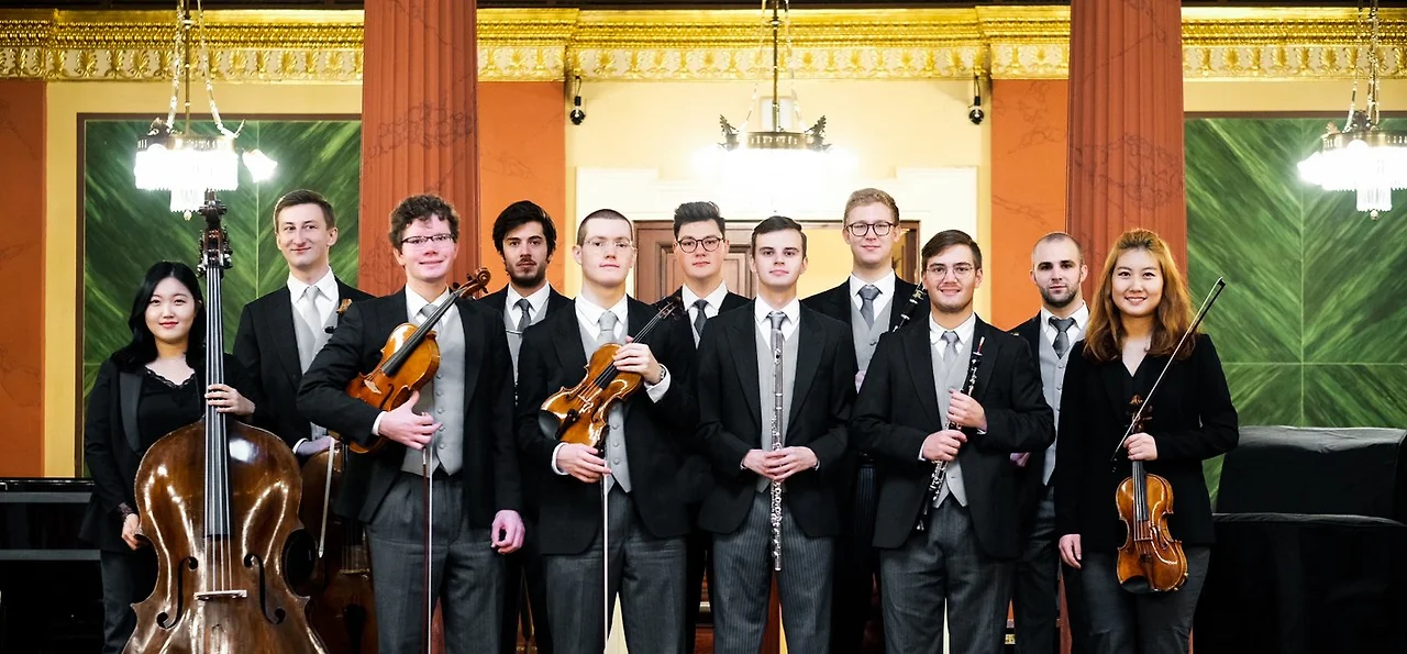 akademisten2020gruppe_c_benmorrison.jpg__1408x655_q85_crop_subject_location-896211_subsampling-2.jpg?x53476