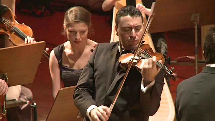 17153614-6112-l__5827.jpg?width=900&quality=90&secret=0vj9LXfEw3JkX7fAdG0-7w