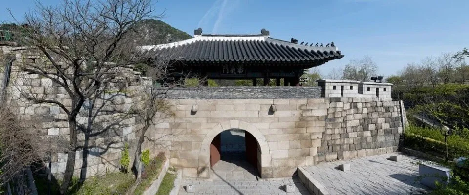 486241307_17889221979213457_5585342383406991530_n.jpg?stp=dst-jpg_e35_tt6&efg=eyJ2ZW5jb2RlX3RhZyI6InRocmVhZHMuRkVFRC5pbWFnZV91cmxnZW4uOTYweDQwMC5zZHIuZjc1NzYxLmRlZmF1bHRfaW1hZ2UifQ&_nc_ht=scontent-gmp1-1.cdninstagram.com&_nc_cat=101&_nc_oc=Q6cZ2QHw1YIc8rionK0P6vIjnI5mnUPTD1ArbYfbEtS4NMHu8cTap_iTiiQNJ_v5ozxhmgo&_nc_ohc=35RSRly4MAcQ7kNvwE-JqWm&_nc_gid=iIvd-M1uF9r53Hht4sHSFQ&edm=ALvRx_oBAAAA&ccb=7-5&ig_cache_key=MzU5NDkwODU3NDIyNzAwMzk0Ng%3D%3D.3-ccb7-5&oh=00_AYGNxIMGcdc5ObwNodw4BaYcven_PDsywY-jSvP58ja7og&oe=67F65FF7&_nc_sid=ecb15b