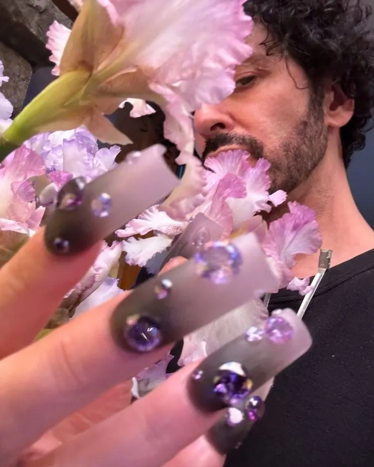 1073705973_3333.jfif