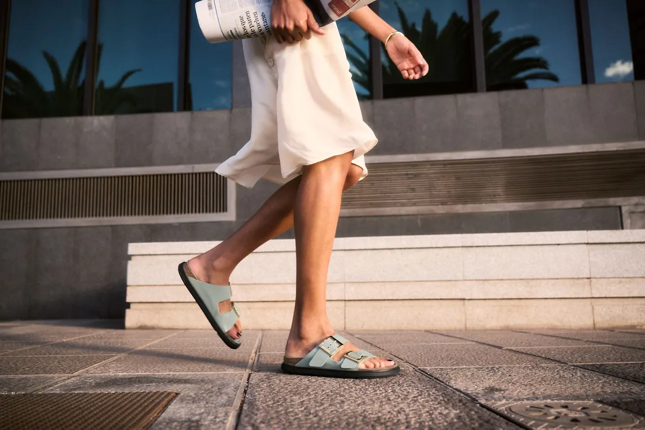 581896787_버켄스탁 2.jfif