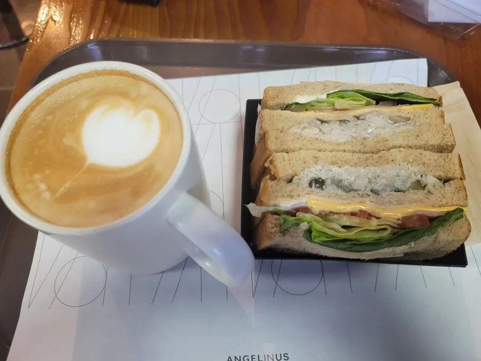 KakaoTalk_20251210_200843277_02.jpg?type=w1