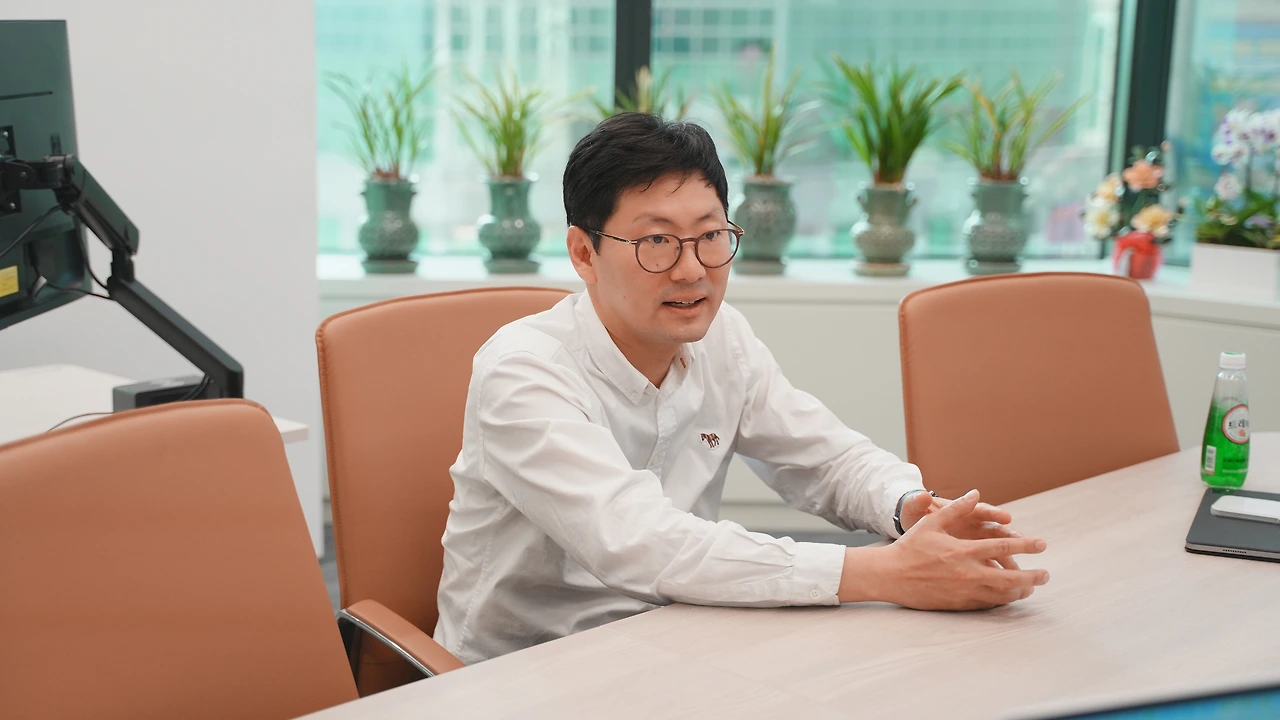 image?url=https%3A%2F%2Fimage.ninehire.com%2Fhomepage%2F54c7edd0-1f8a-11ed-bd78-476d9de76402%2Fimage%2F7c66efc0-2cbc-11f0-8630-b5f1979bd66b.JPG&w=3840&q=100