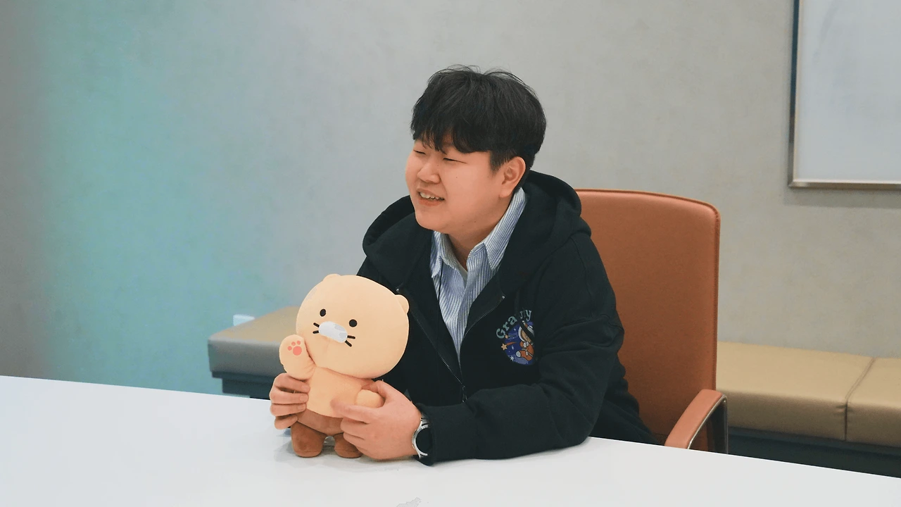 image?url=https%3A%2F%2Fimage.ninehire.com%2Fhomepage%2F54c7edd0-1f8a-11ed-bd78-476d9de76402%2Fimage%2F790a34e0-0949-11f0-85be-b1437fd72171.png&w=3840&q=100