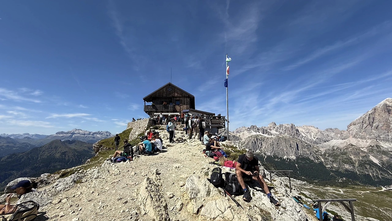 img.jpg?credential=yqXZFxpELC7KVnFOS48ylbz2pIh7yKj8&expires=1761922799&allow_ip=&allow_referer=&signature=MmU4Jj6AHYJcGD%2B7wKyZVq6JLyw%3D