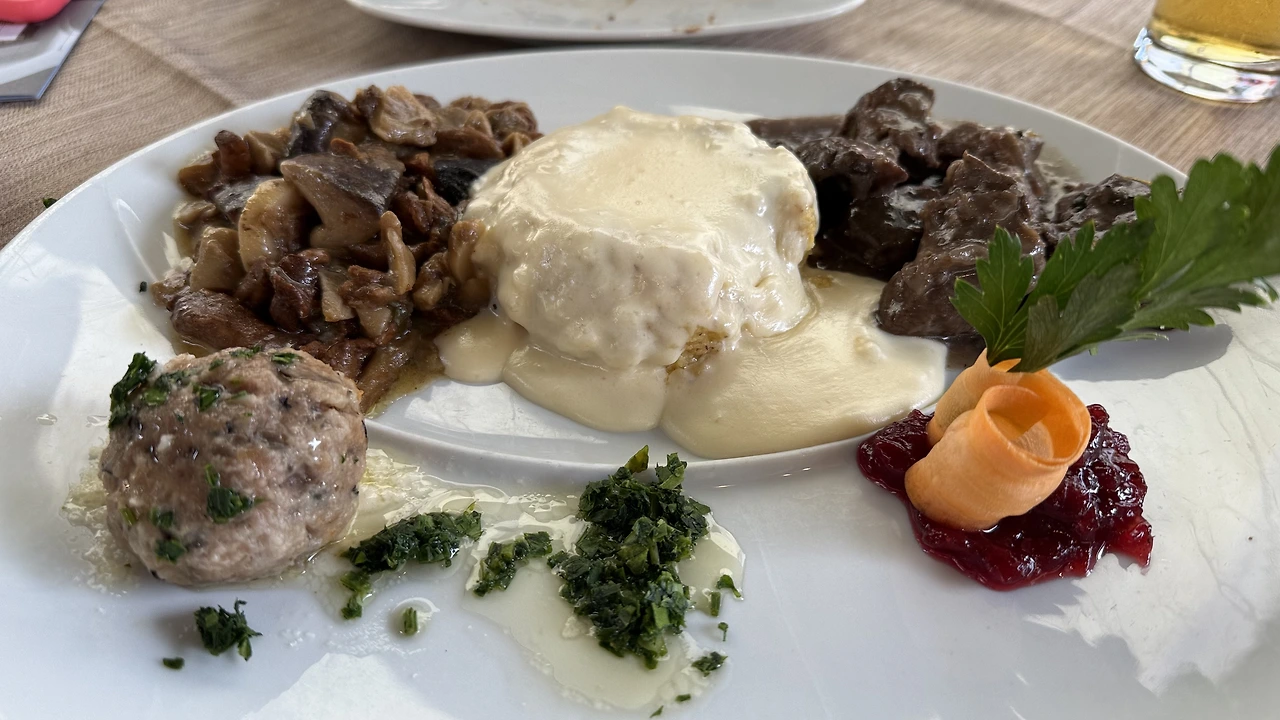 img.jpg?credential=yqXZFxpELC7KVnFOS48ylbz2pIh7yKj8&expires=1764514799&allow_ip=&allow_referer=&signature=4fSmPJEOnaqI5Q4%2FbTo0Hx5uxvg%3D