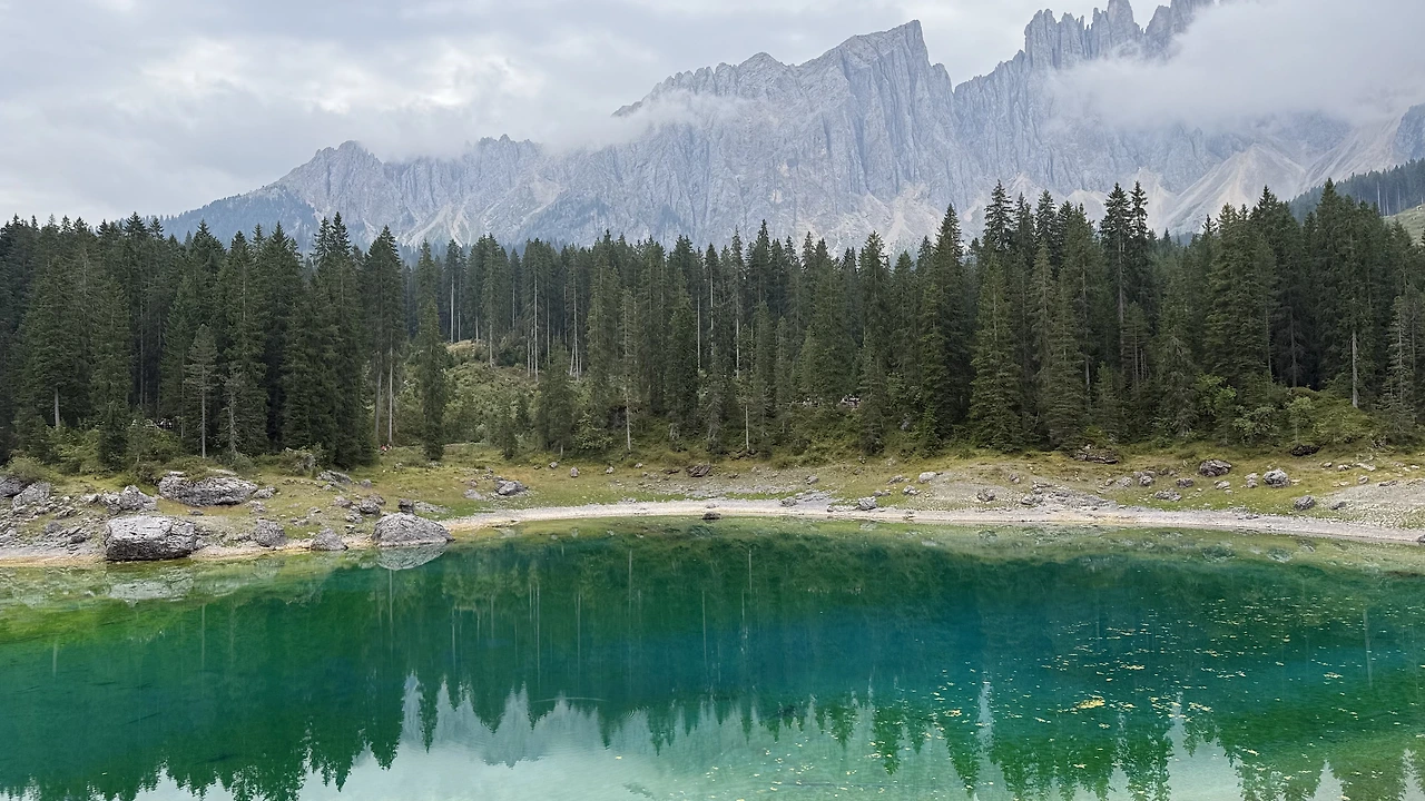 img.jpg?credential=yqXZFxpELC7KVnFOS48ylbz2pIh7yKj8&expires=1764514799&allow_ip=&allow_referer=&signature=Tt1pvmnd%2Fw%2FESRFTFk9EfdJ04ik%3D