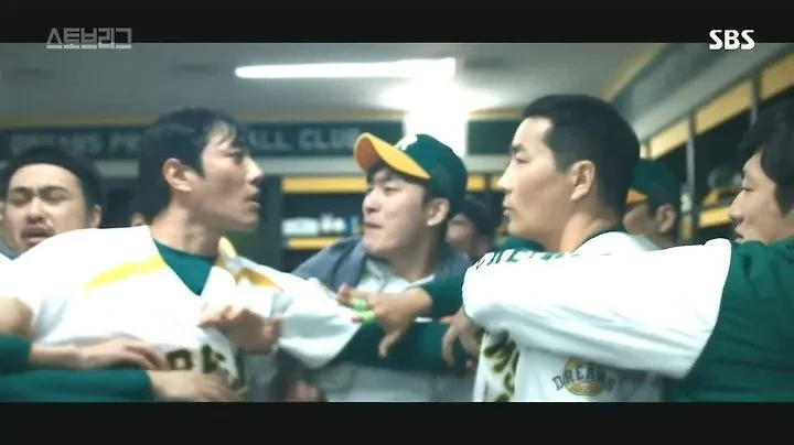 optimize?src=https%3A%2F%2Fimage.wanted.co.kr%2Foptimize%3Fsrc%3Dhttps%253A%252F%252Fstatic.wanted.co.kr%252Fcommunity%252F2025%252F8%252F5%252F716730c6-f95a-46f1-81e9-f94f30b0ae8e%26w%3Dinherit%26q%3D80&w=inherit&q=80