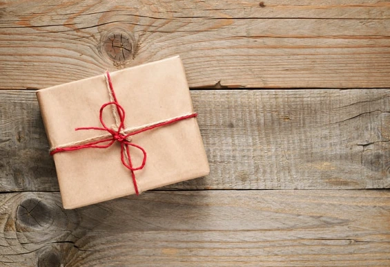 %EC%84%A0%EB%AC%BC.png?type=w1