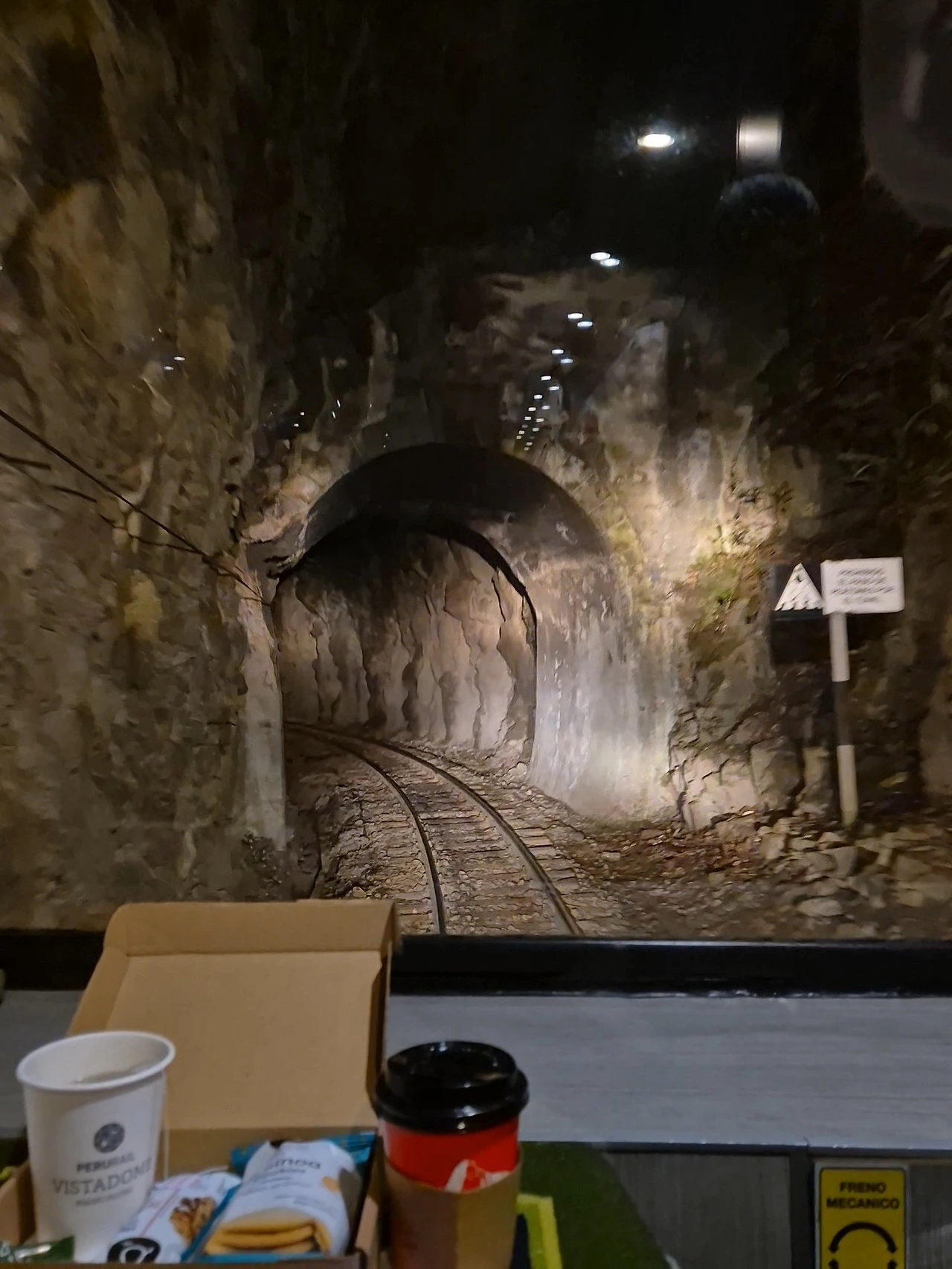 img.jpg?credential=yqXZFxpELC7KVnFOS48ylbz2pIh7yKj8&expires=1764514799&allow_ip=&allow_referer=&signature=4rCUVKLLCWlXYpLBP7xavvYhGsE%3D