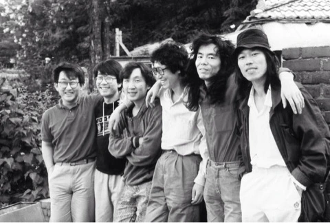 iPhone_2.jpg?type=w3