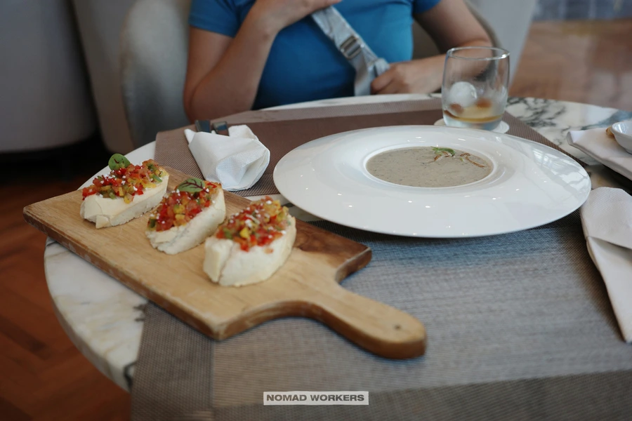 SE-4234e20a-56d6-4c4b-8030-2557b345f805.jpg?type=w966