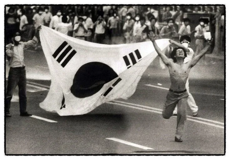 다운로드 (4).jpeg