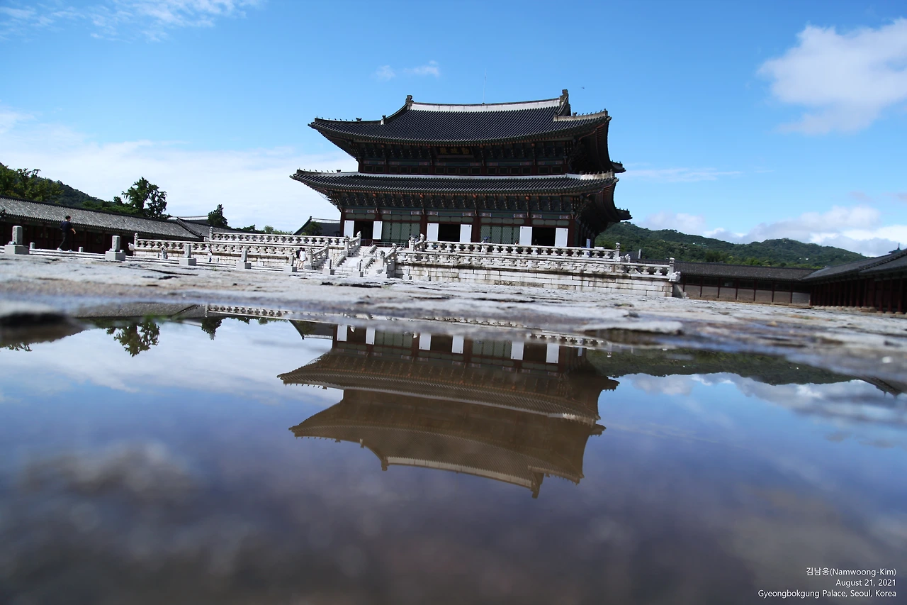 경복궁_비온뒤맑은날_반영_20210821_IMG_8781_수정_N.JPG