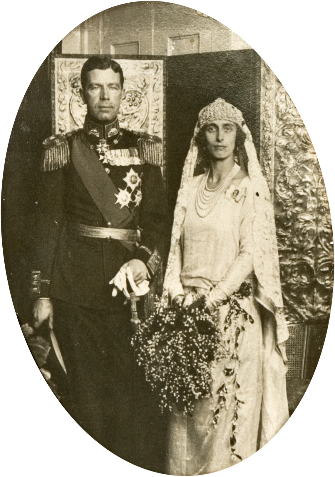 Gustaf_VI_Adolf_of_Sweden_and_Lady_Louise_Mountbatten.jpg