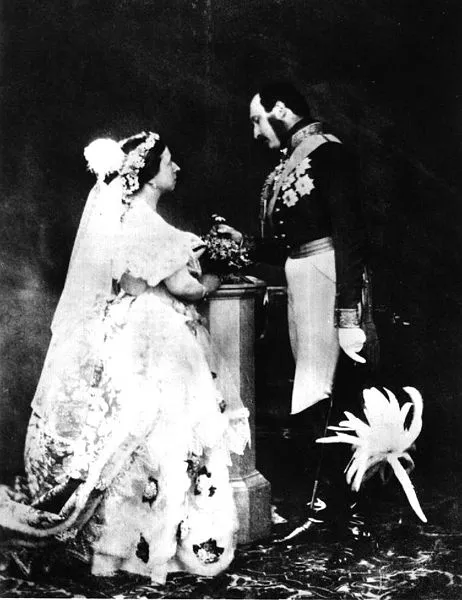 462px-Queen_Victoria_Albert.JPG