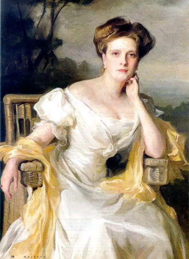 Prinzessin_Victoria_Alice_Elisabeth_Julie_Marie_von_Battenberg,_1907.jpg