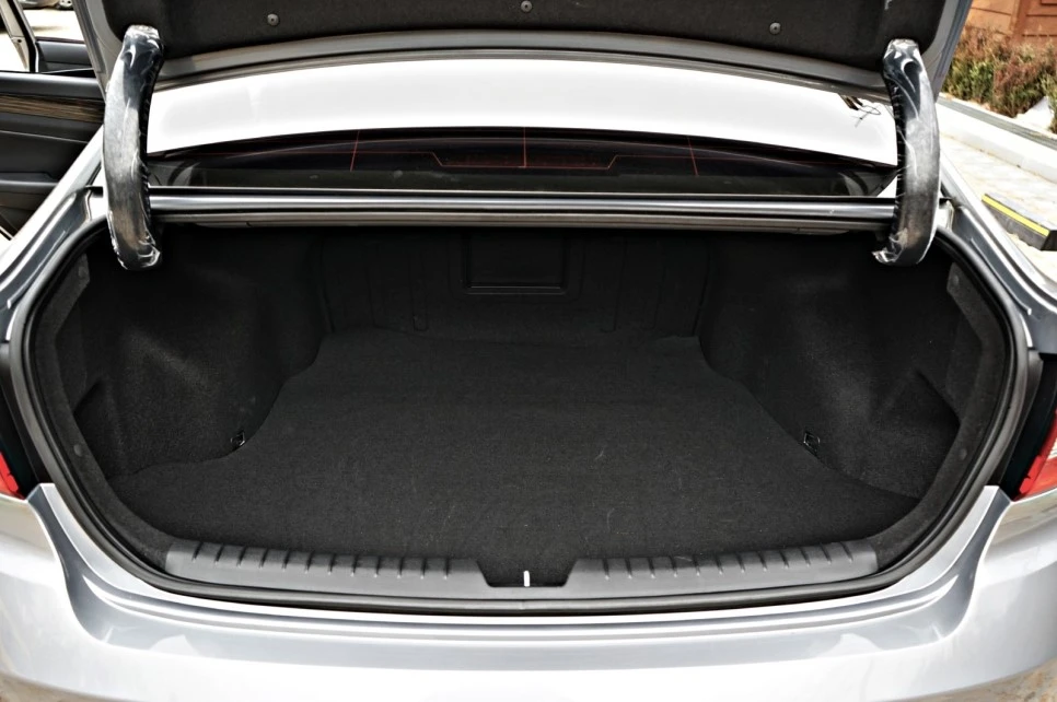 DSC03226_copy.jpg?type=w966