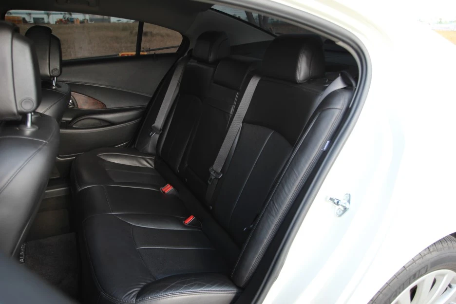 IMG_9787.JPG?type=w1