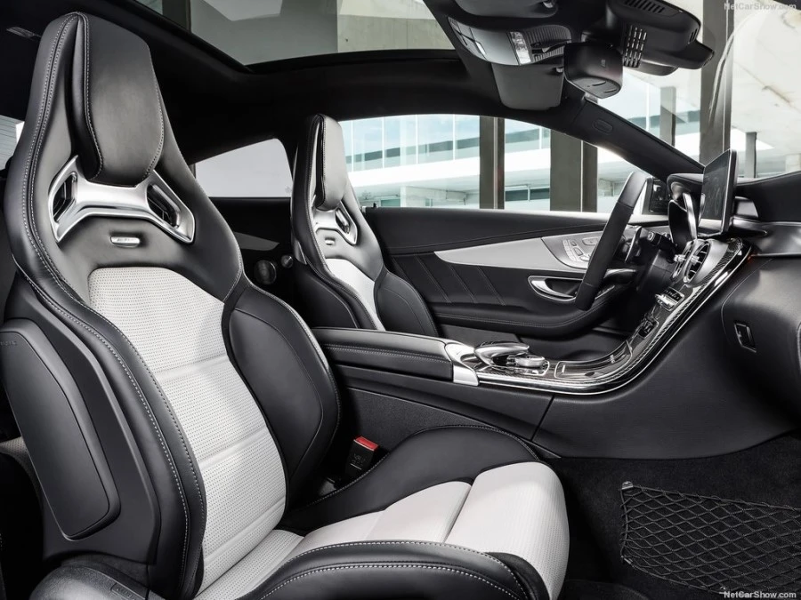 2017C63AMG23.jpg?type=w1