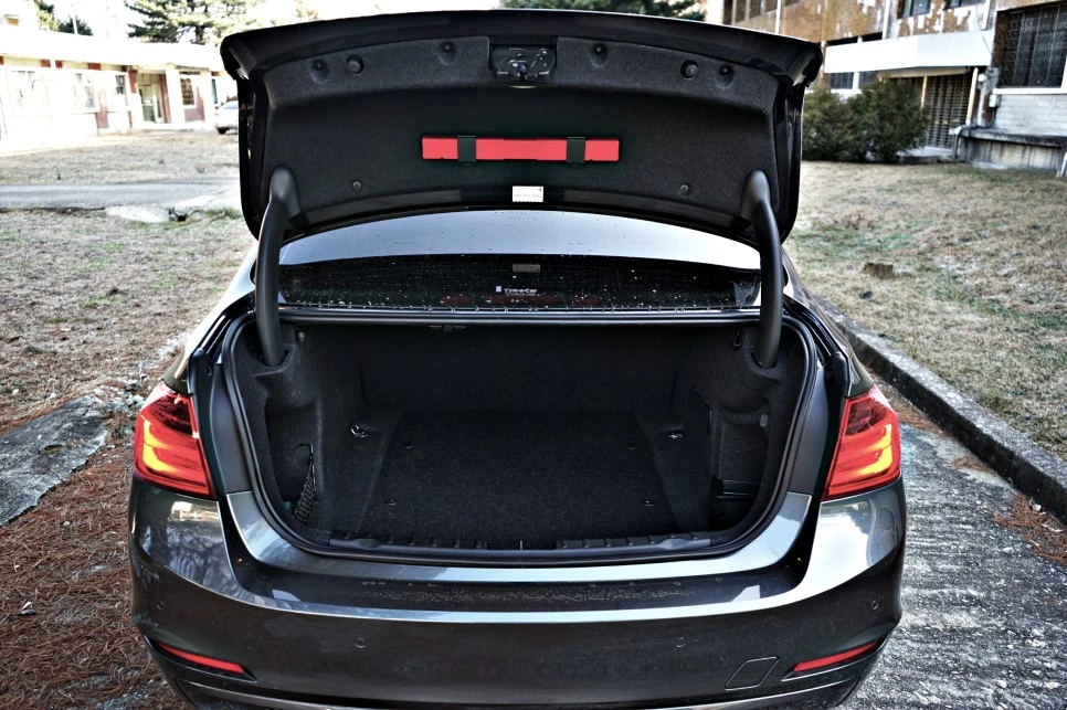 DSC01816_copy.jpg?type=w966