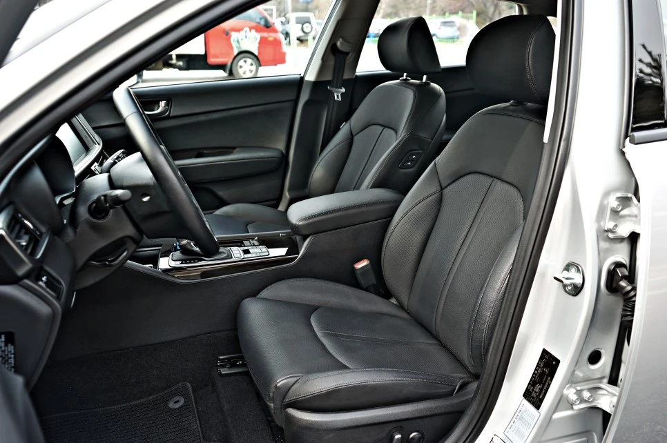 DSC05032_copy.jpg?type=w966