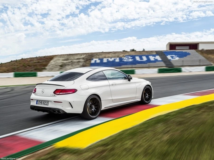 2017C63AMG17.jpg?type=w1