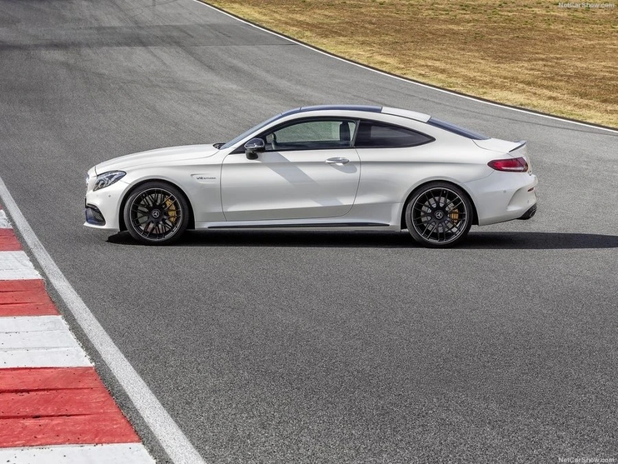 2017C63AMG12.jpg?type=w1
