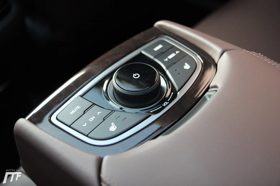 IMG_9443.JPG?type=w1