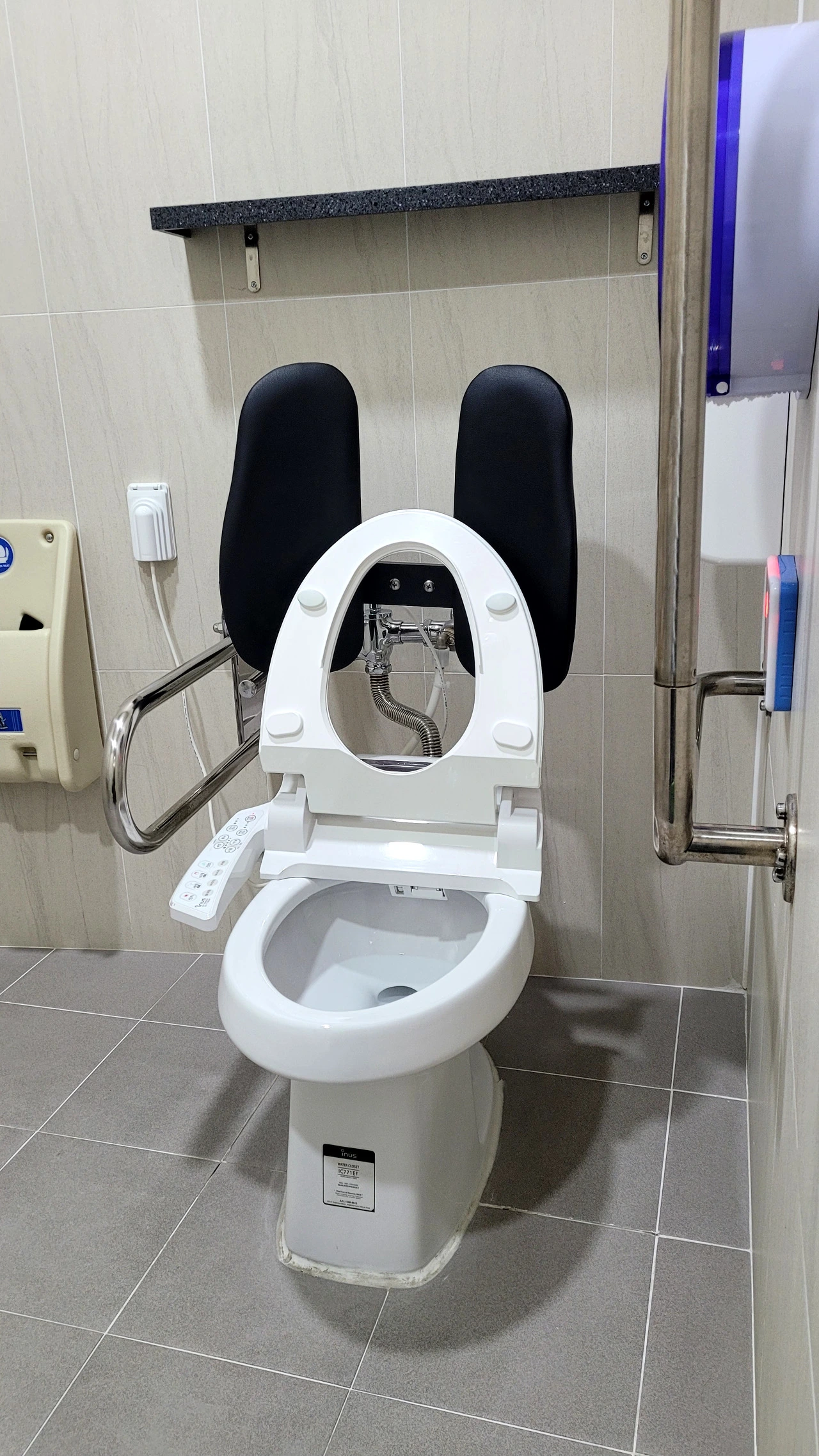 8-박물관 내 화장실.heic