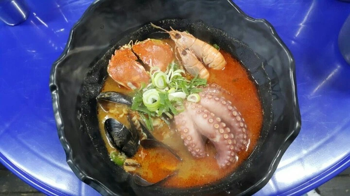 22247537588EAC1A0CBB53